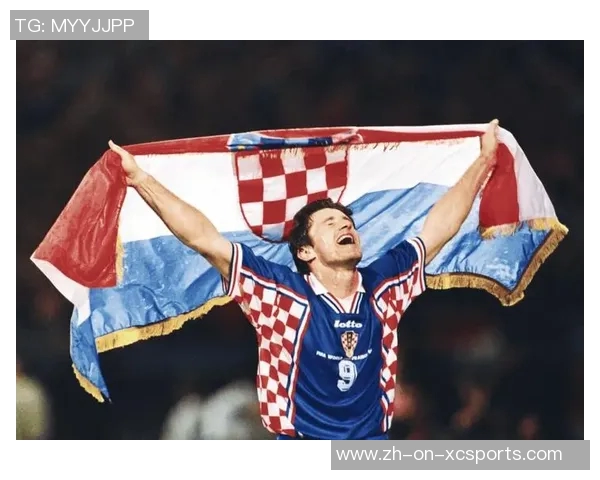 从绿茵场到暮年回望那些以超长寿命闻名的传奇足球球星